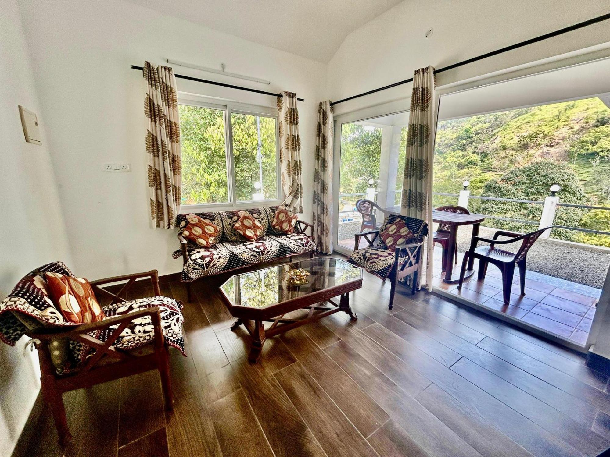 Vandiperiyār Misty Heights Peermade - Private Mountain Villa Retreat מראה חיצוני תמונה