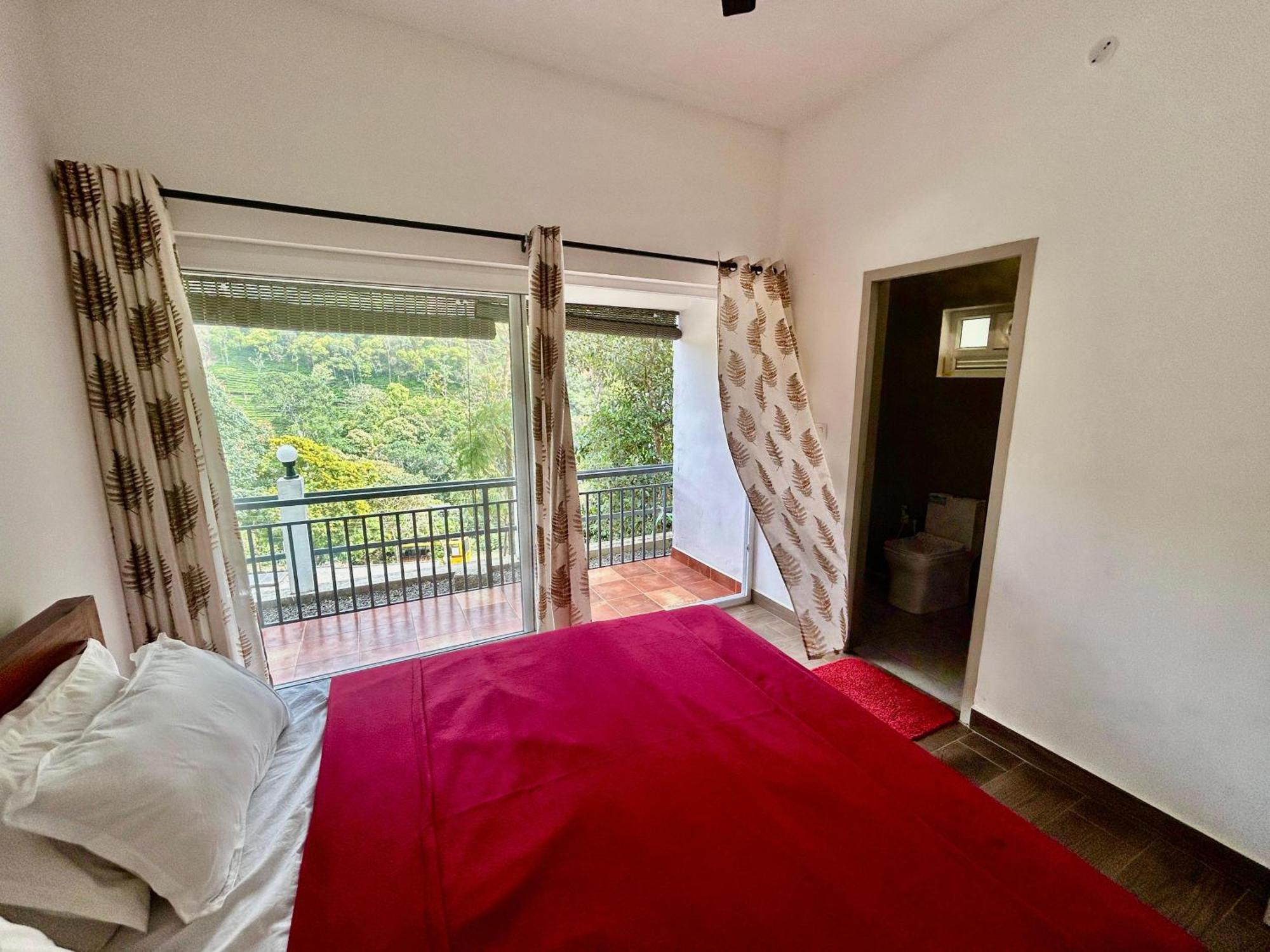 Vandiperiyār Misty Heights Peermade - Private Mountain Villa Retreat מראה חיצוני תמונה