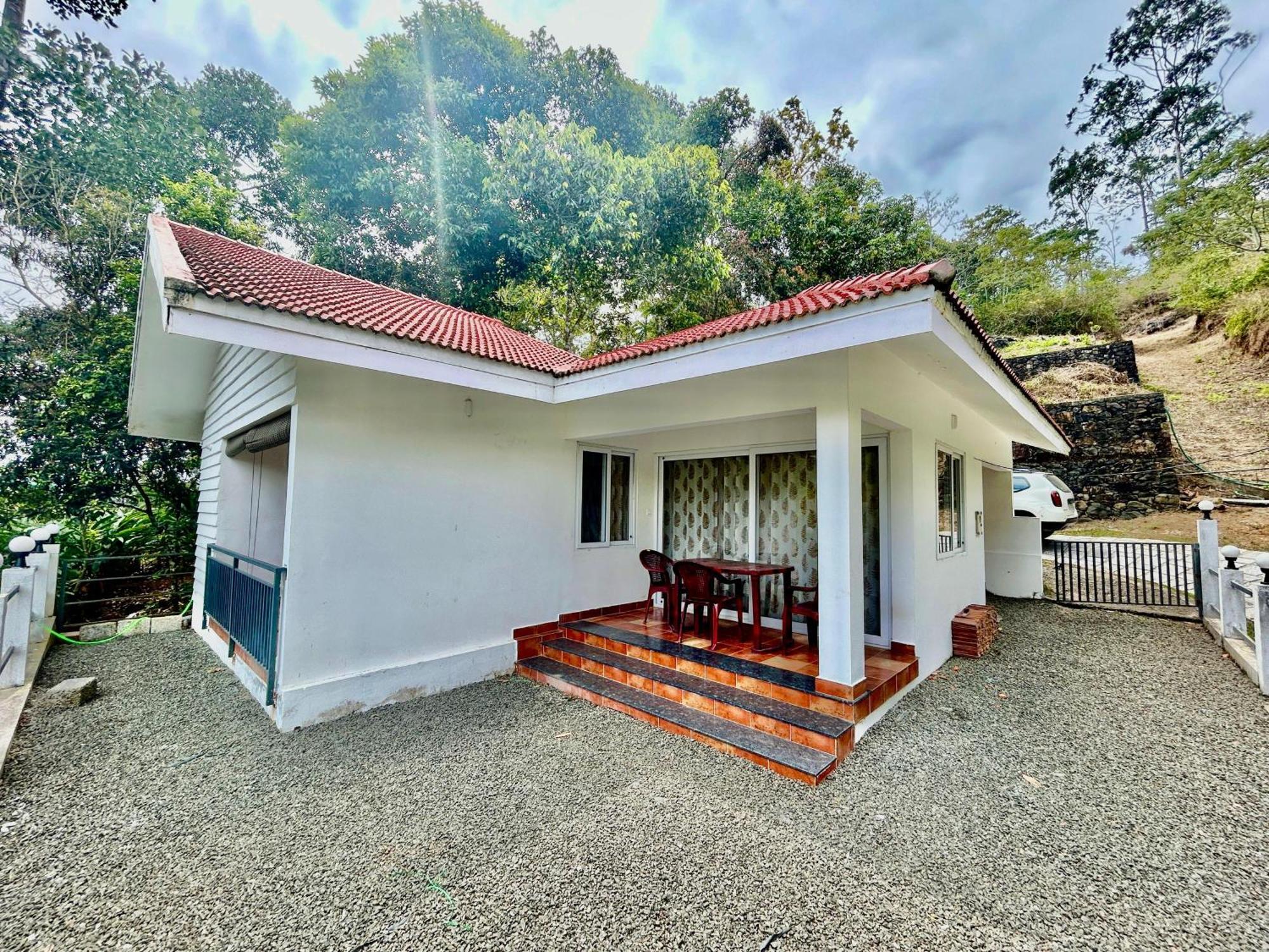 Vandiperiyār Misty Heights Peermade - Private Mountain Villa Retreat מראה חיצוני תמונה